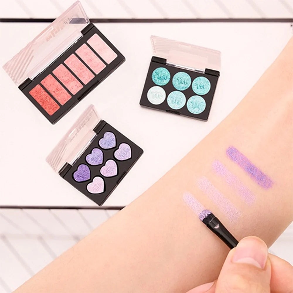 MGA's Miniverse Make It Mini Makeup Assortment