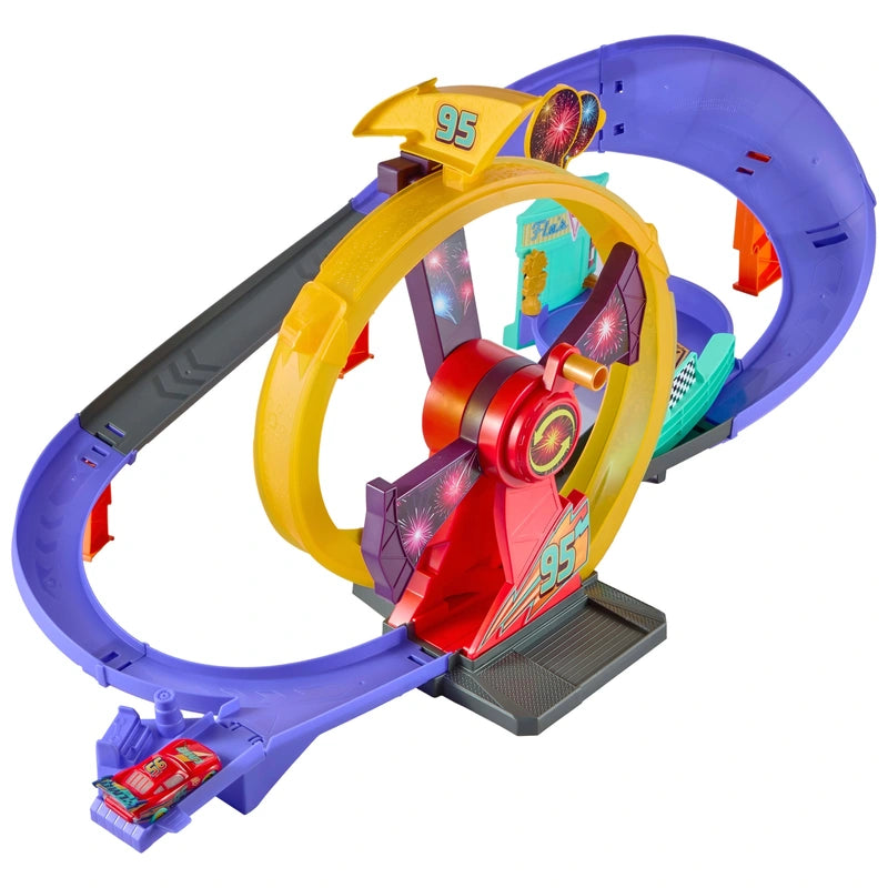 Disney Cars Lightning McQueen Celebration Raceway Track Set