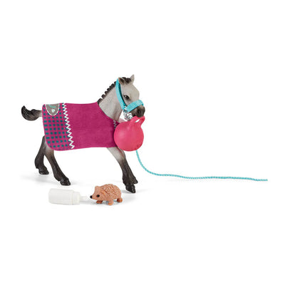 Schleich Horse Club 42534 Playful Foal And Accessories Set