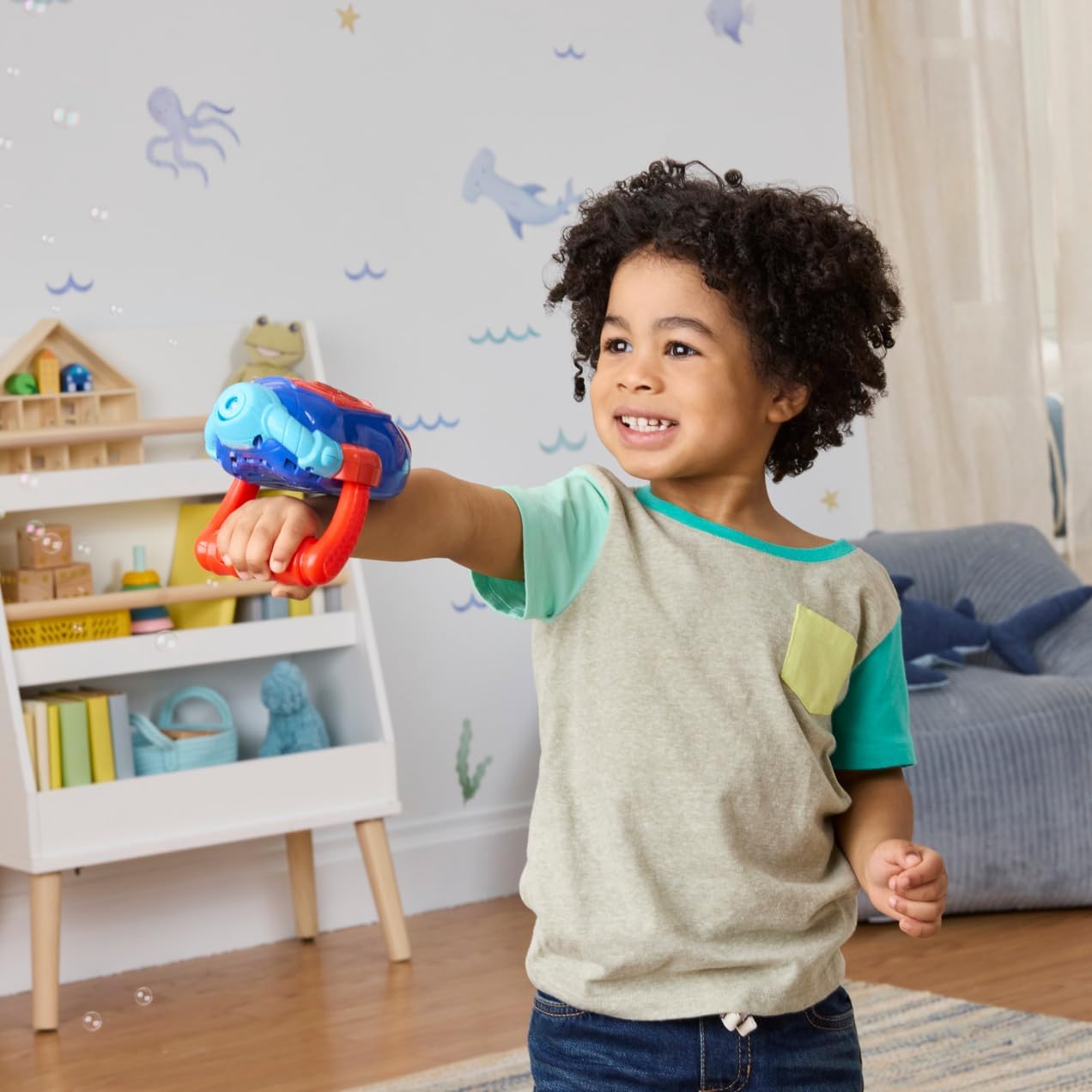 SpiderMan Spidey And His Amazing Friends Water Webb Bubble Slinger