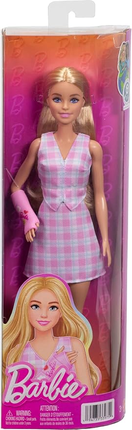 Barbie Fashionista Doll No 243