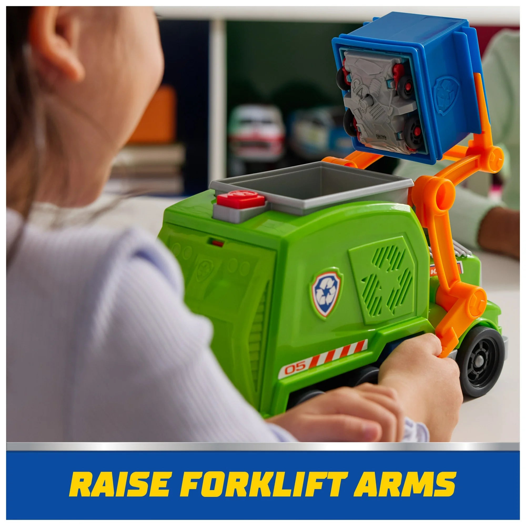 Paw Patrol Rocky's Crush n" Roll Recycling Truck