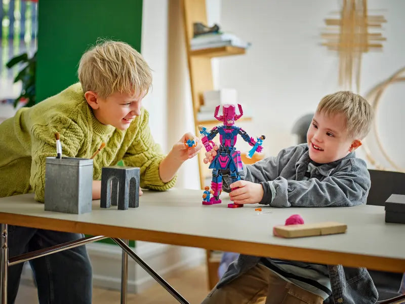 Lego Marvel 76316 Fantastic Four vs Galactus Construction Figure