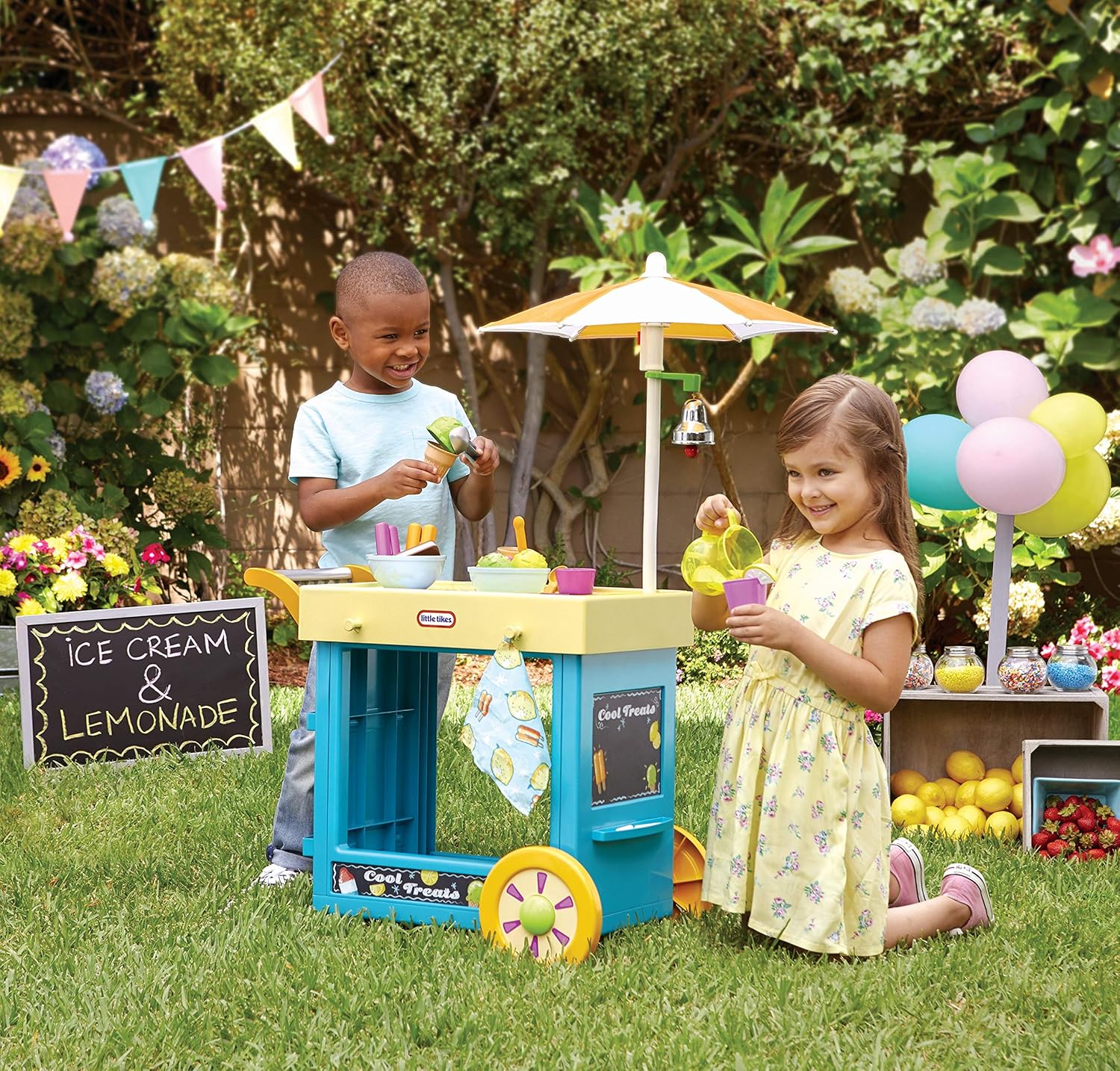 Little Tikes 2 In 1 Lemonade And Ice Cream Stand