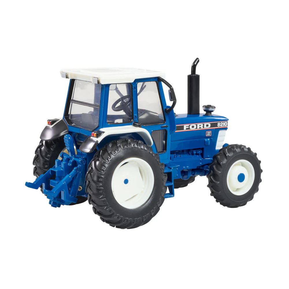 Britains 43418 Ford 8210 Tractor 1:32