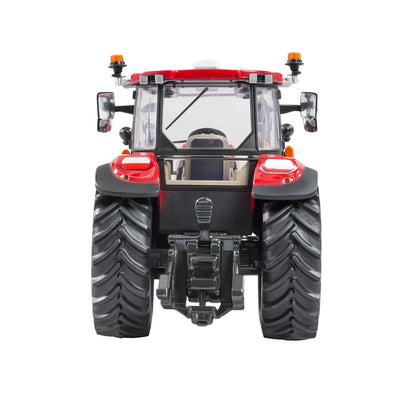 Britains 43428 Case IH Farmall 120C Tractor 1:32