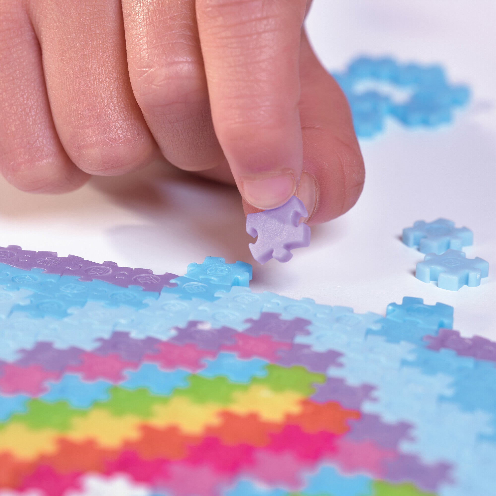 Jixelz Love Bubble 250pc Micro Puzzle