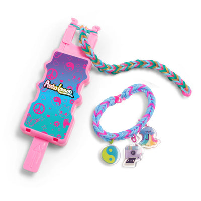 Rainbow Loom Cute-Tique Charm Bracelet Kit