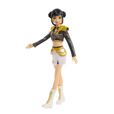 Netflix K Pop Demon Hunters Singing Fashion Doll Golden HUNTR/X Zoey