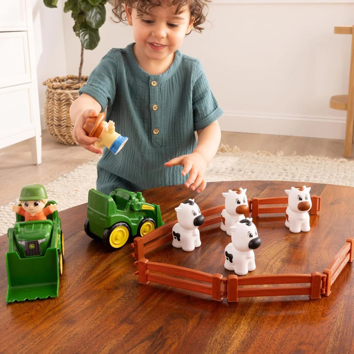 John Deere The Cows Are Out Infant farm Playset