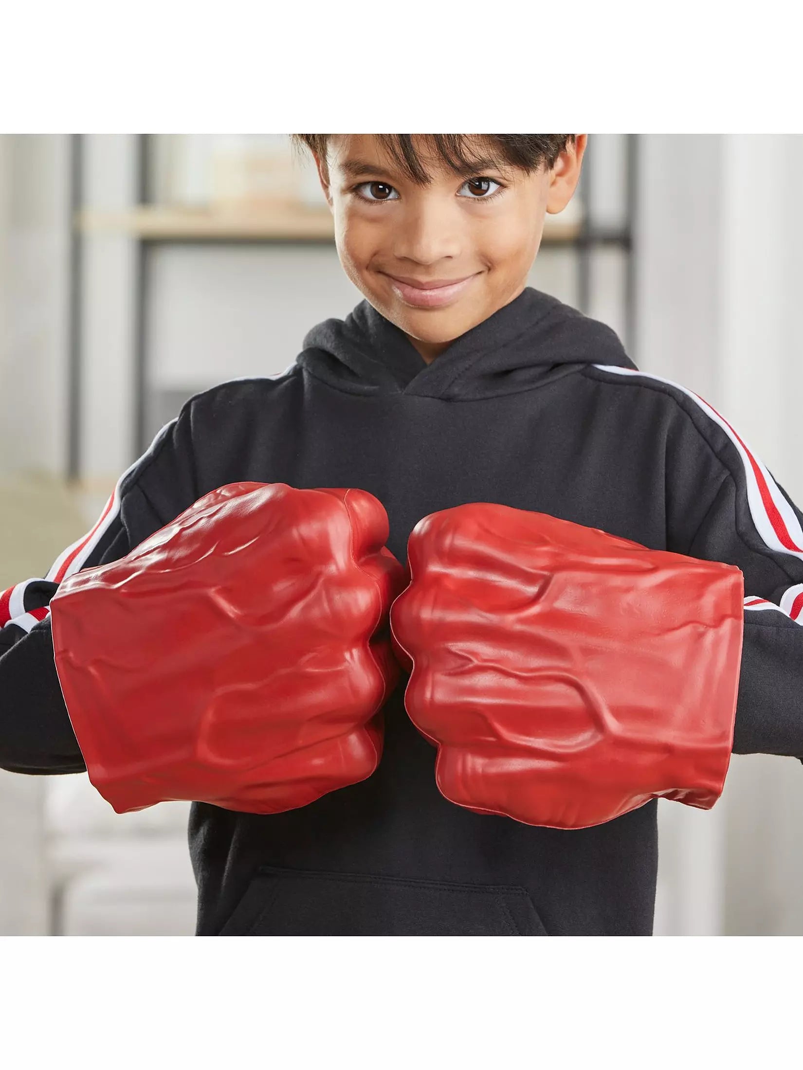 Marvel Red Hulk Gamma Smash Fists