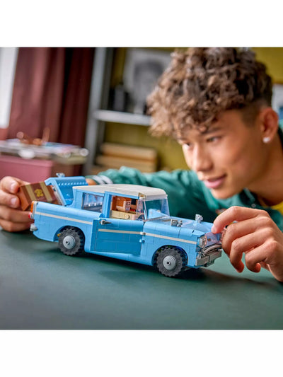 Lego Harry Potter 76470 Enchanted Flying Ford Anglia