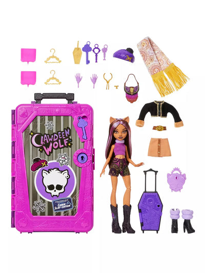 Monster High Skulltimate Secrets Destination Cabin Slaycation Clawdeen Wolf Doll