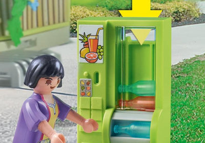 Playmobil City Life 71333 Lunch Kiosk 58pc Playset