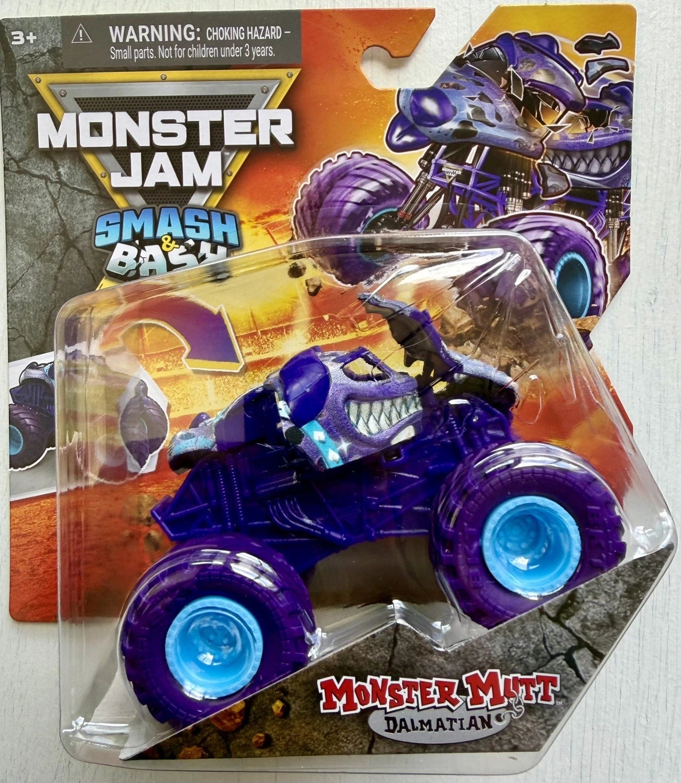 Monster Jam Monster Truck Smash And Bash 1:64 Monster Mutt Dalmation