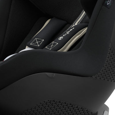 Cybex Sirona G i -Size Plus Moon Black