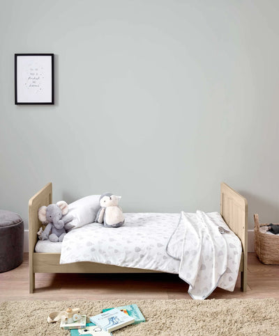 Mamas And Papas Atlas 3 Piece Cot Bed With Dresser And Wardrobe Furniture Set Light Oak