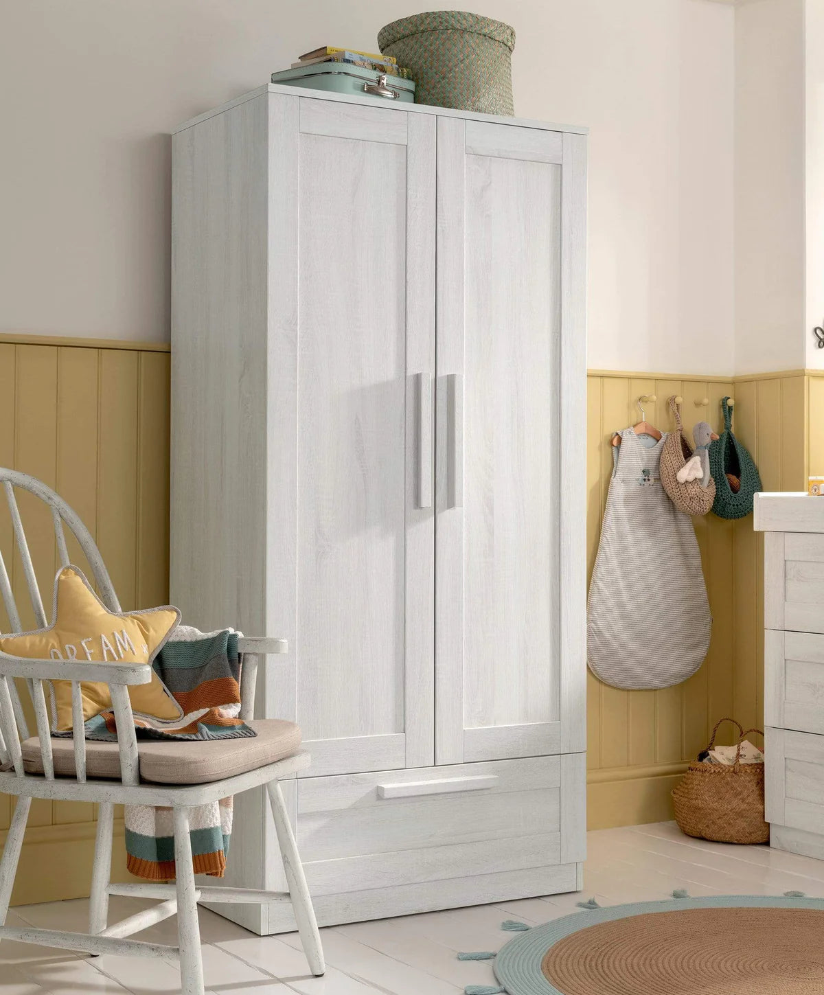 Mamas And Papas Atlas 3 Piece Cot Bed With Dresser And Wardrobe Furniture Set Nimbus White