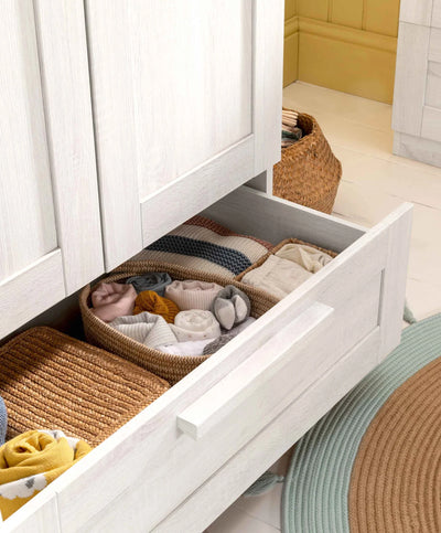 Mamas And Papas Atlas 2 Door Nursery Wardrobe With Storage Drawer Nimbus White