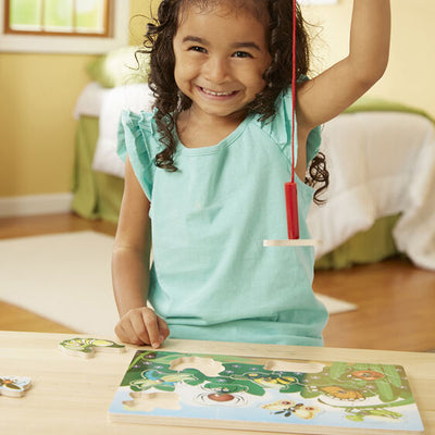 Melissa & Doug Magnetic Wooden Bug Catching Game