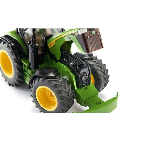 Siku John Deere 8R 370 Tractor 1:32