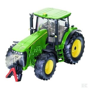 Siku 3282 John Deere 6210R Tractor 1-32