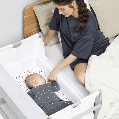 SnuzPod4 Bedside Crib Bundle Deal Dove Grey Inc. Sheets, Protector And Pocket