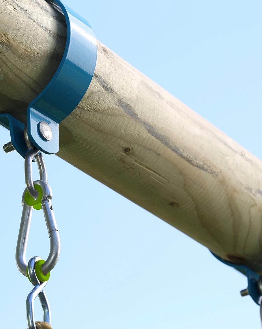 TP Woburn Triple Swing Set