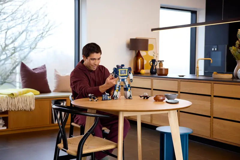 Lego Transformers 10358 Soundwave