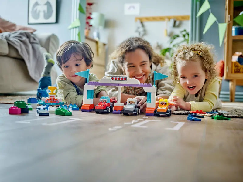 Lego Duplo 10445 F1 Team Race Cars And Drivers