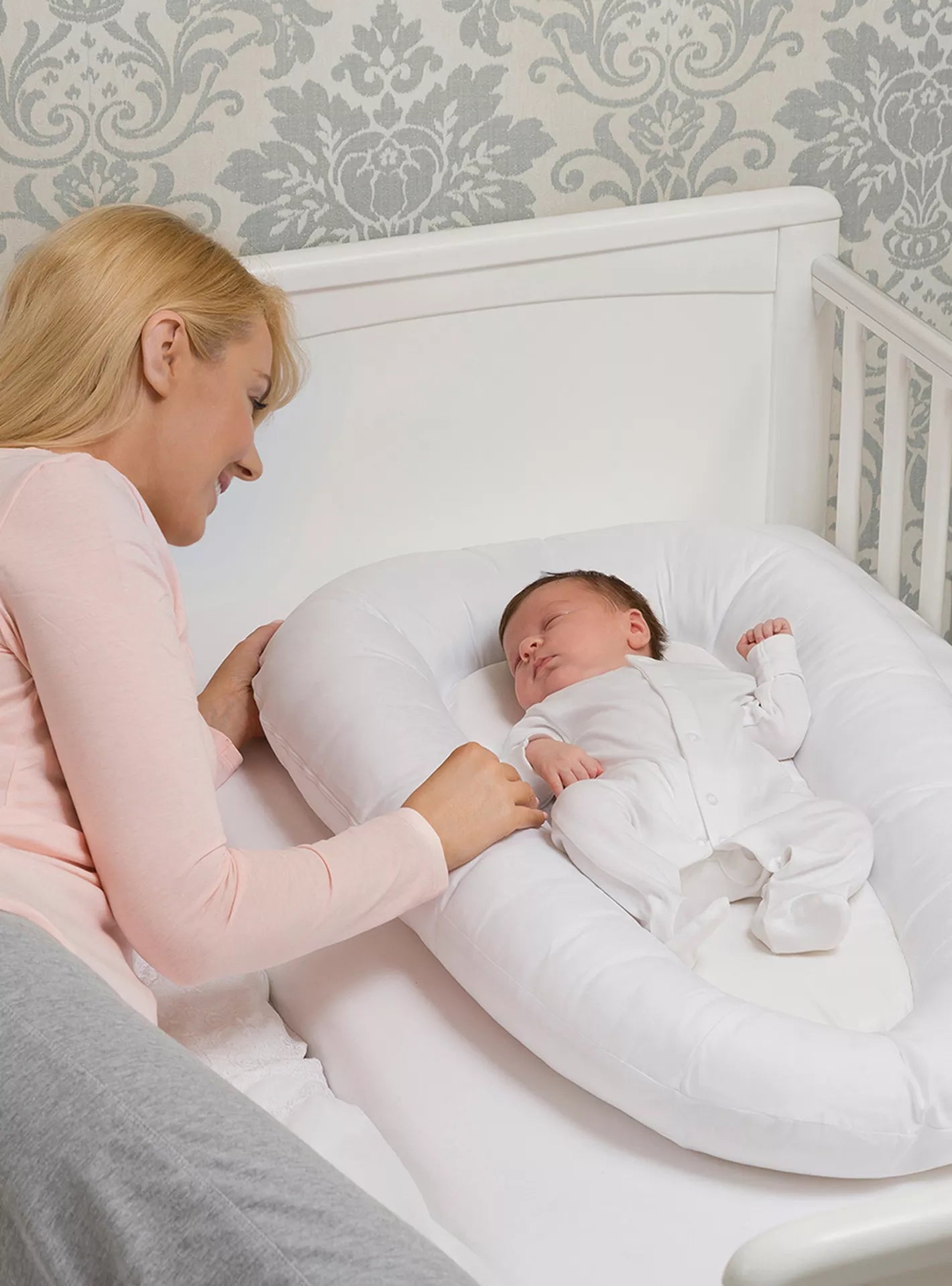 Clevamama Clevafoam Baby Pod 0-6 Months White