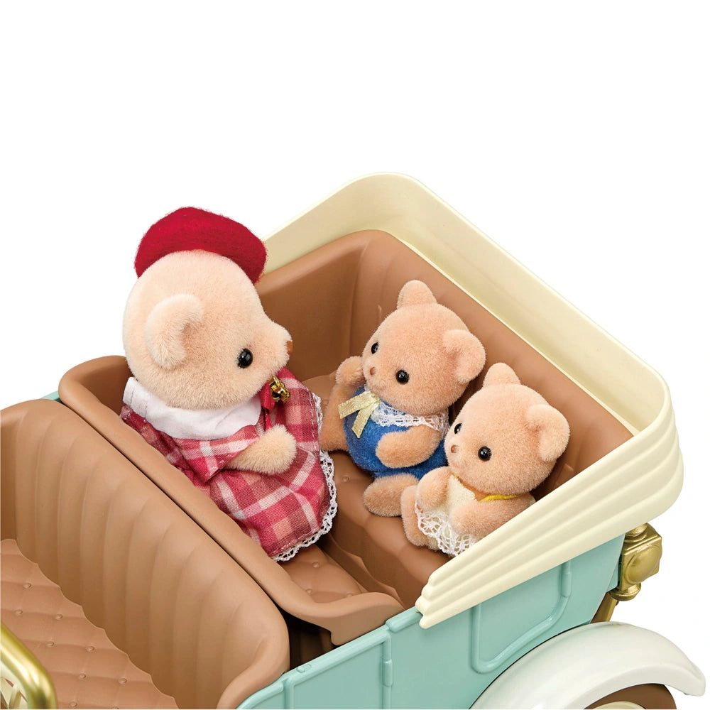Sylvanian Families Classic Family Car