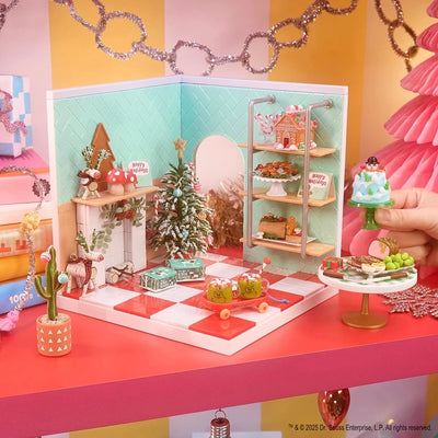 MGA Miniverse Make It Mini Holiday Assorted