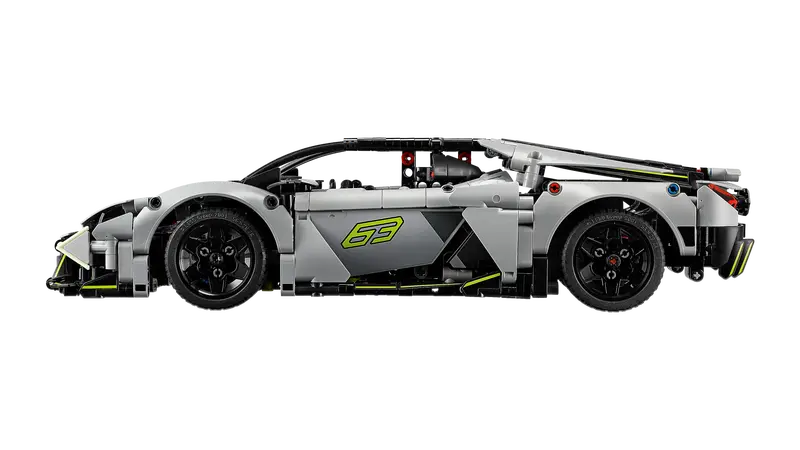 Lego Technic 42214 Lamborghini Revuelto Super Sports Car