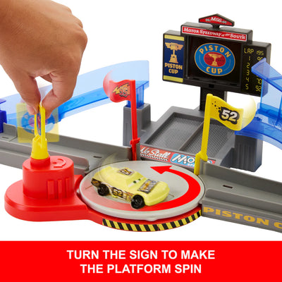 Disney Cars Piston Cup Stunting Speedway