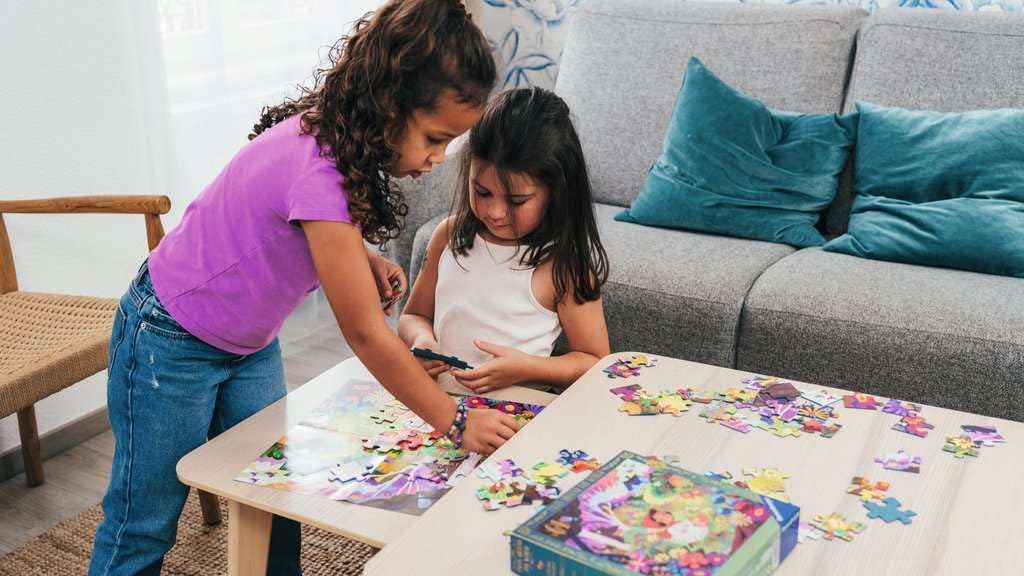 Ravensburger Tales Around The World Little Red Riding Hood 64pc Jigsaw Puzzle
