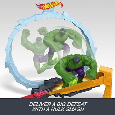 Hot Wheels Marvel Avengers SpiderMan And Hulk Smashdown Track Set