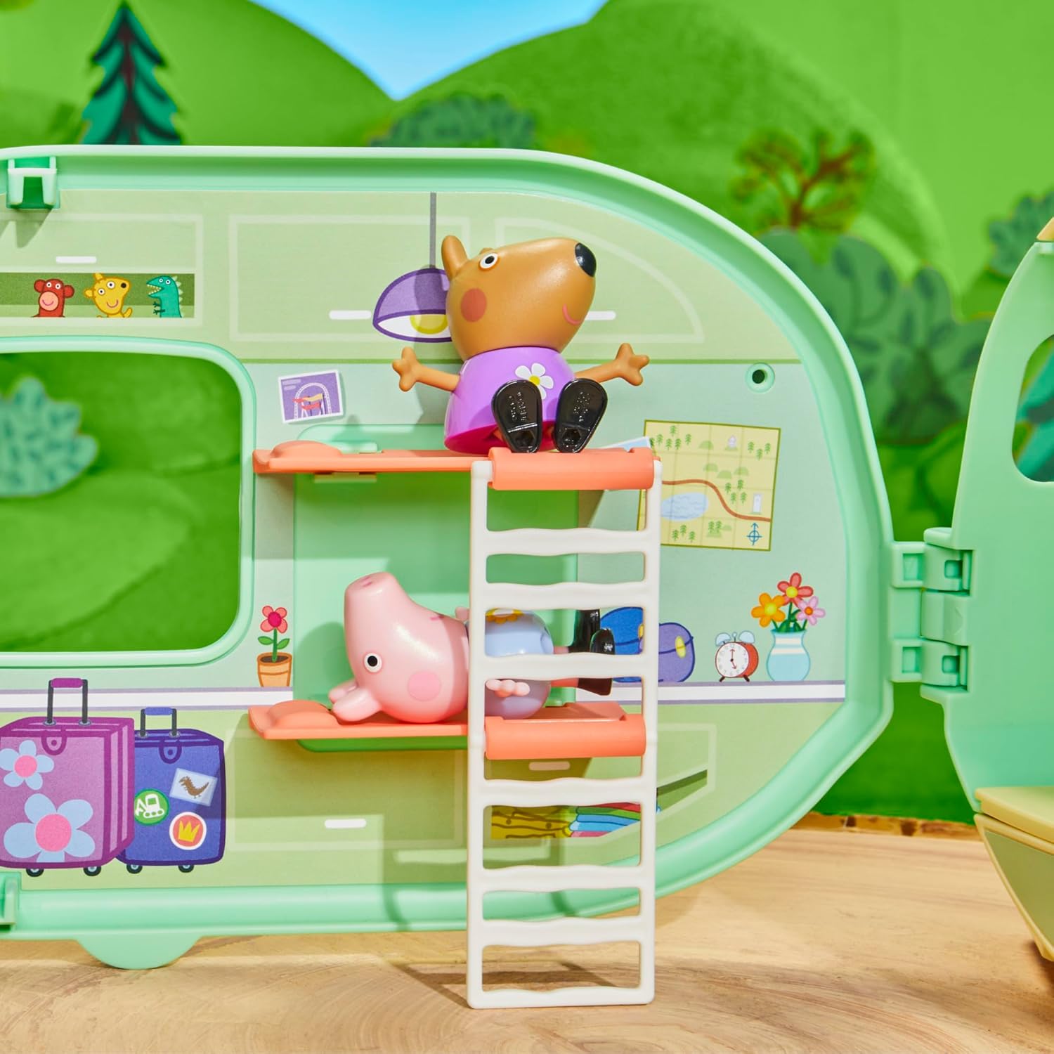 Peppa Pig Peppa's Caravan With Figures