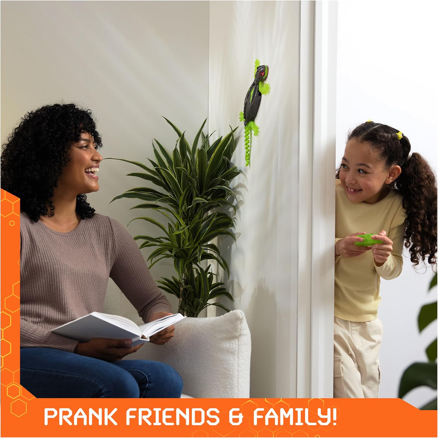 HEXBUG HEXBOT Remote Control Wall Crawler Gecko