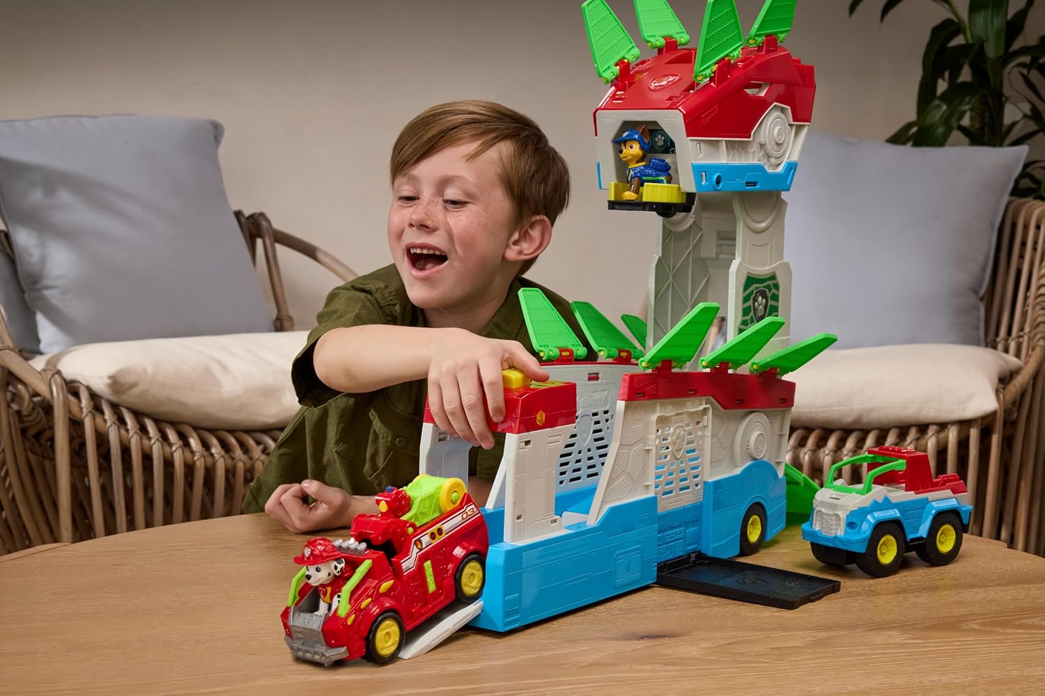 Paw Patrol Dino Mobile Headquarters