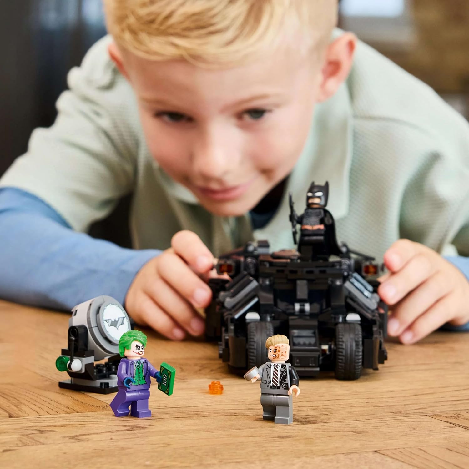 Lego DC 76303 Batman Tumbler vs Two-Face And The Joker