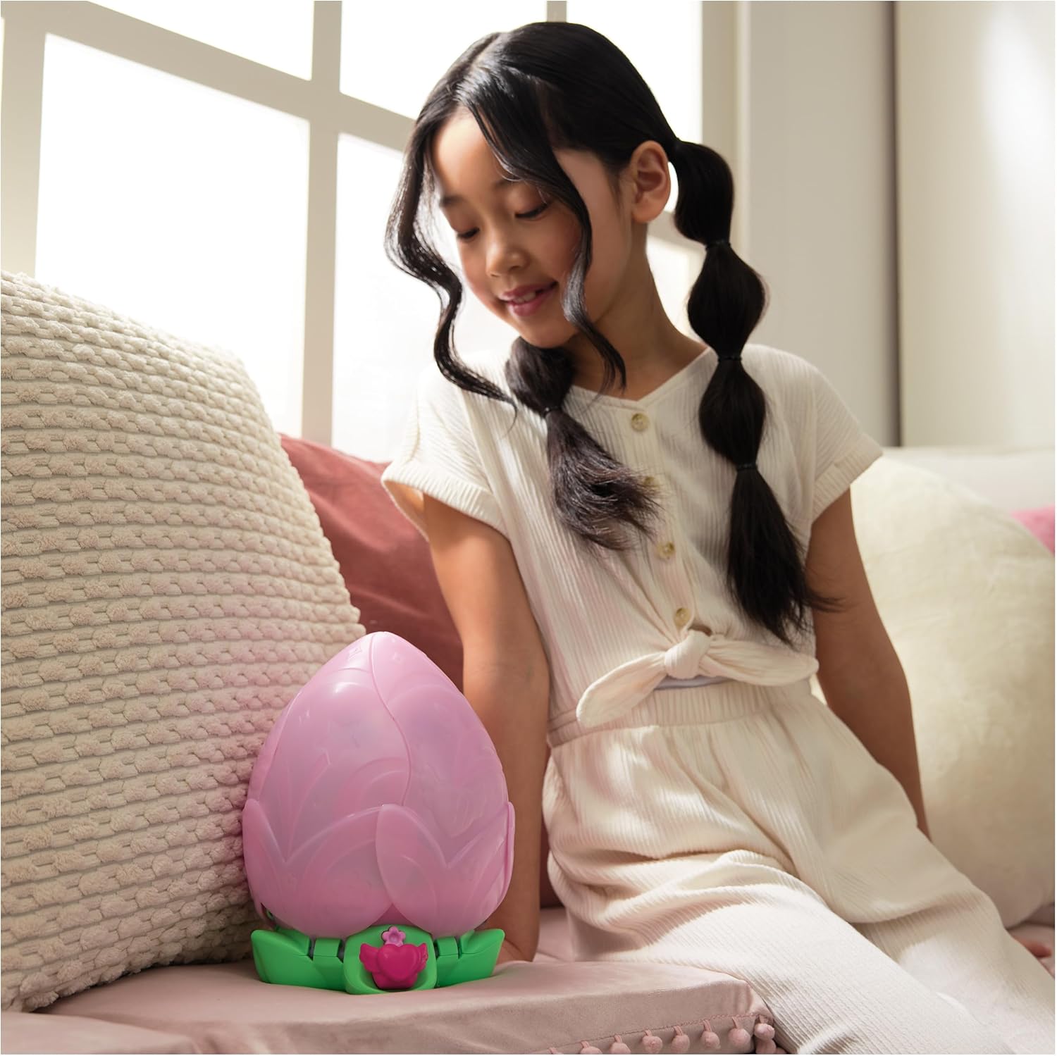 Hatchimals Bloomables Kittyfly Interactive Plush Pet Assortment