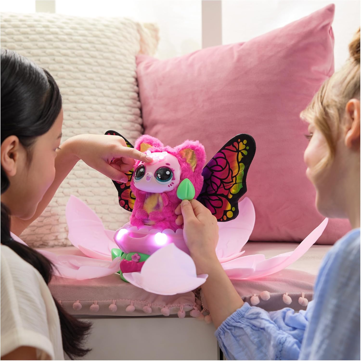 Hatchimals Bloomables Kittyfly Interactive Plush Pet Assortment
