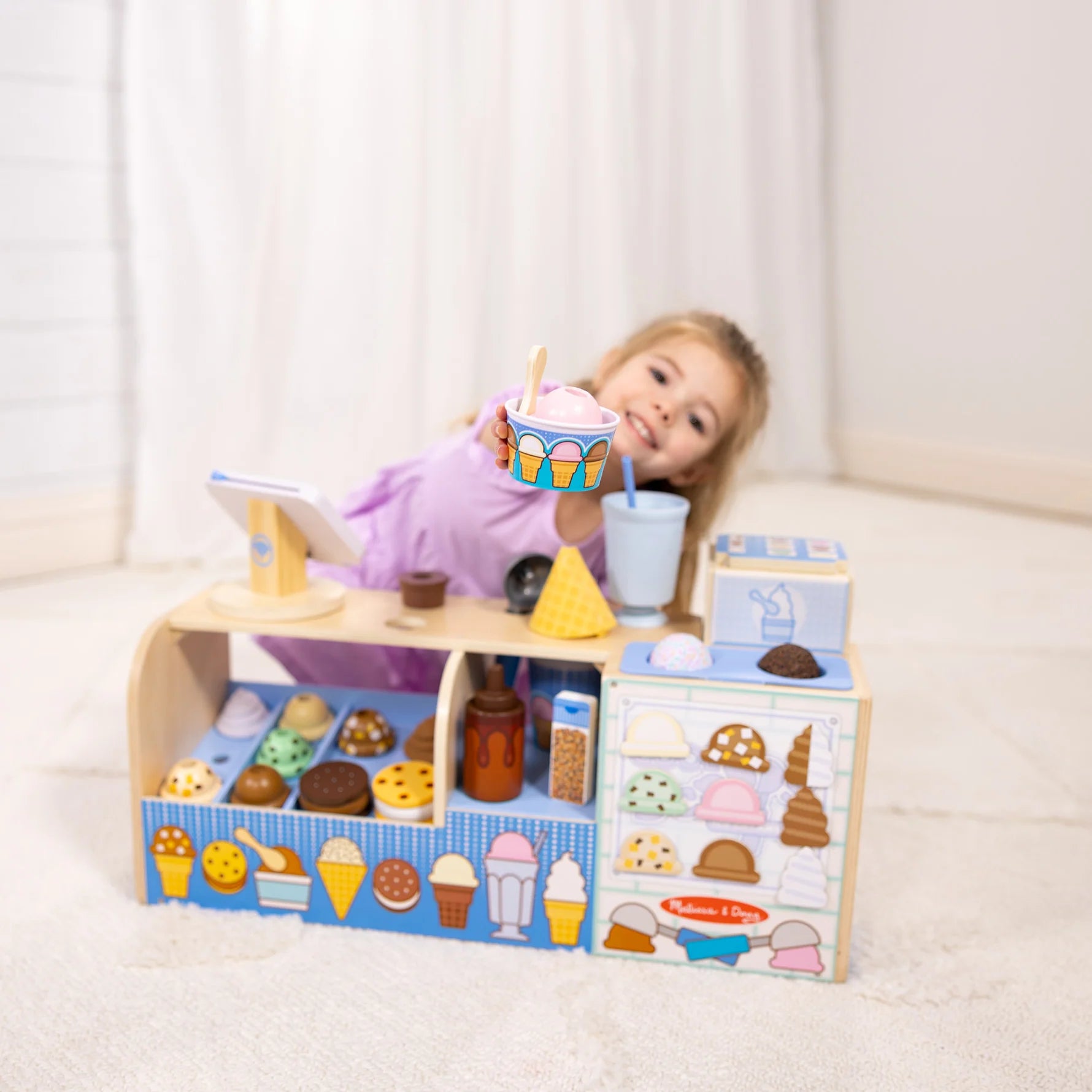 M&D Cool Scoops Ice Creamery Wooden Toy Playset