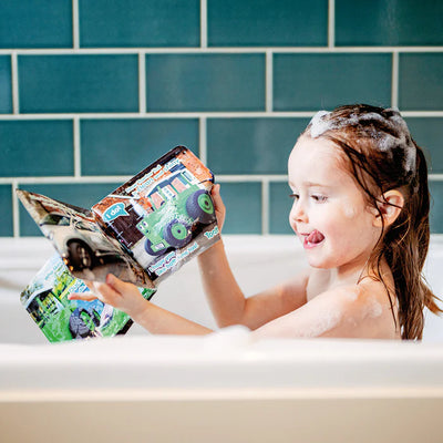 Tractor Ted Who Likes A Bath ? Magic Bath Book