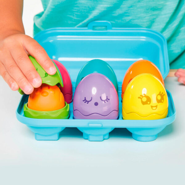 Tomy Toomies Hide And Squeak Bright Chicks