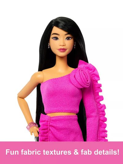 Barbie Deluxe Style Doll With Prosthetic Leg
