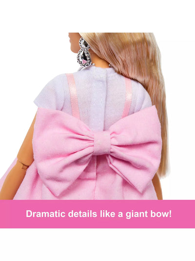 Barbie Deluxe Style Doll
