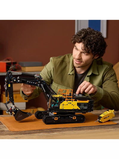 Lego Technic 42215 Volvo EC500 Hybrid Excavator Set