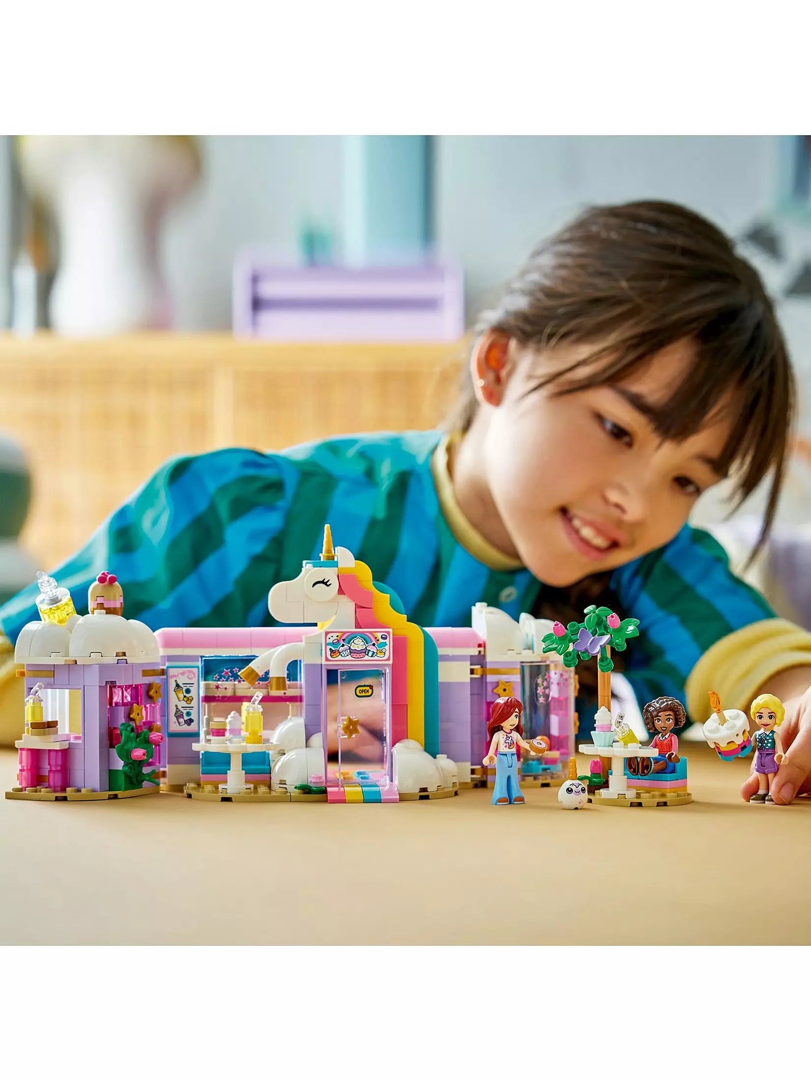 Lego Friends 42684 Unicorn Dream Cafe